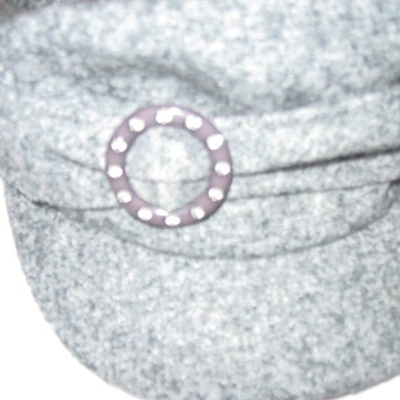 D&Y Newsboy Hat Broach Rhinestone Ring Gray - Picture 2 of 5
